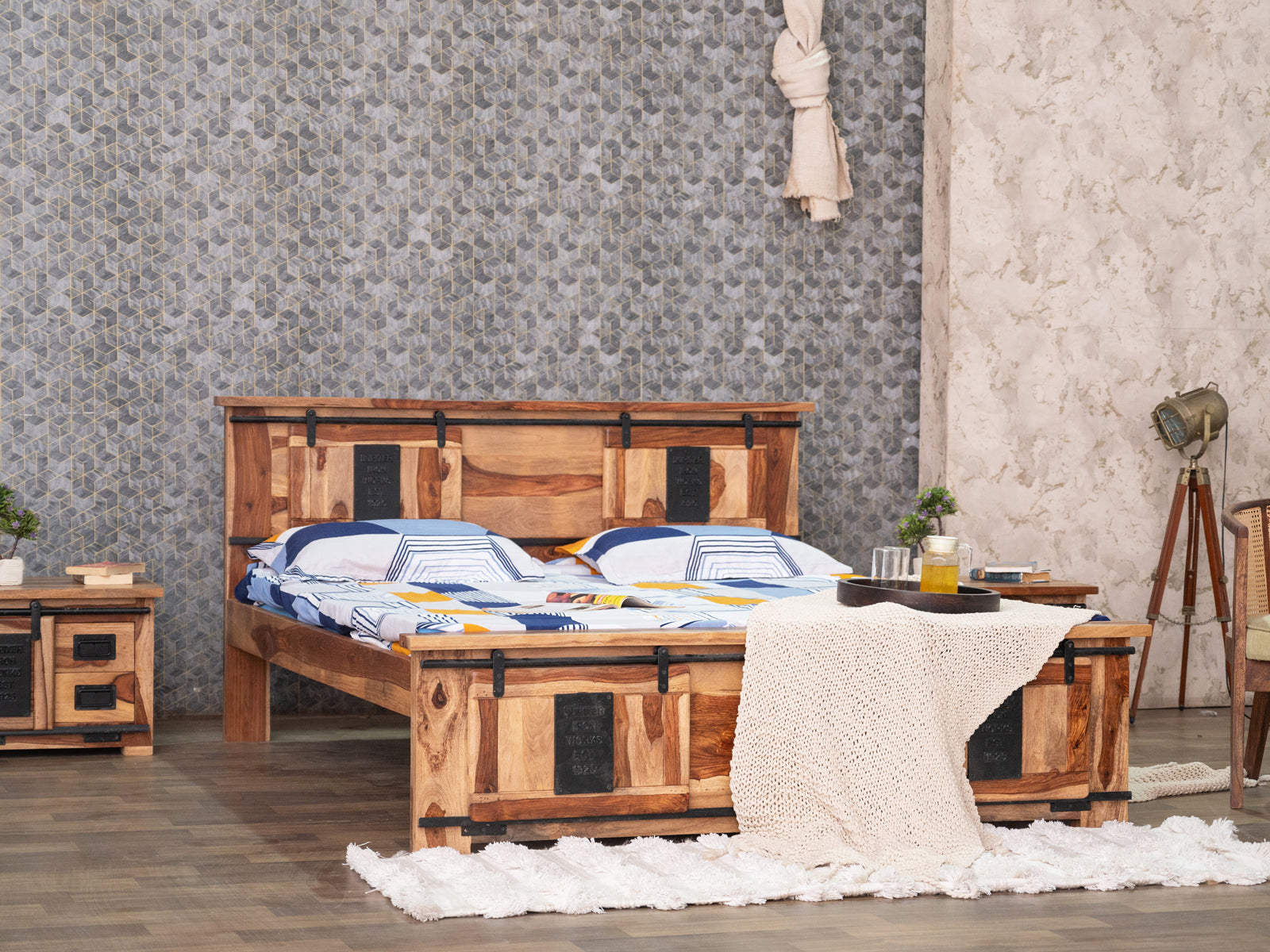 Dudi Furniture Locomo Wooden Double Bed