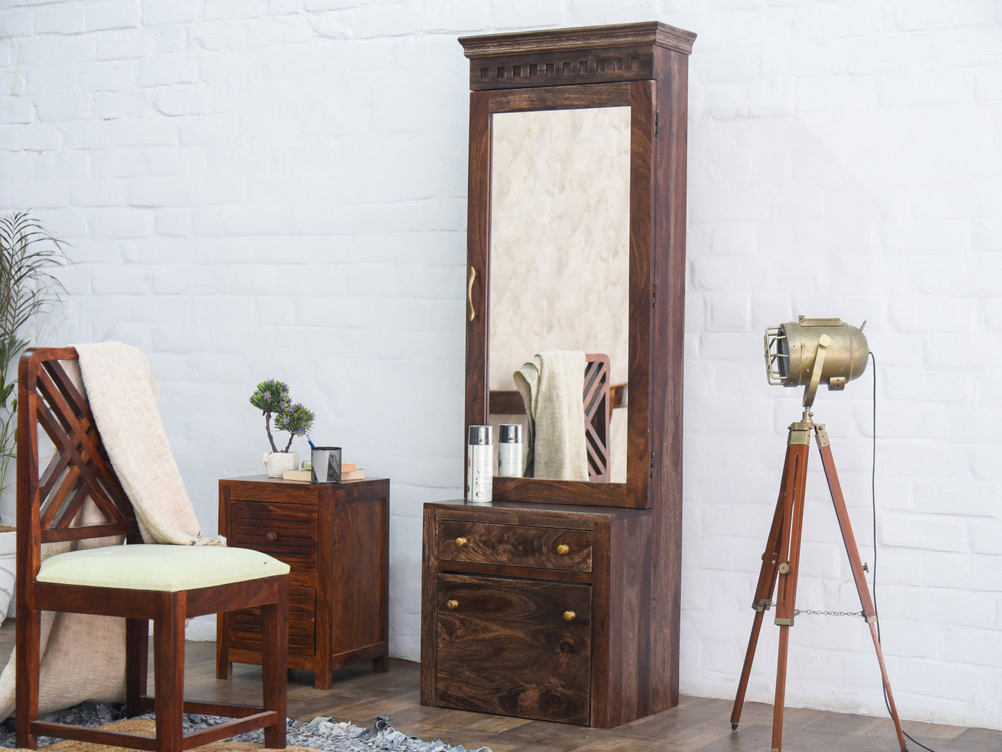 Dudi Furniture Gangaur Solid Wood Dressing Table