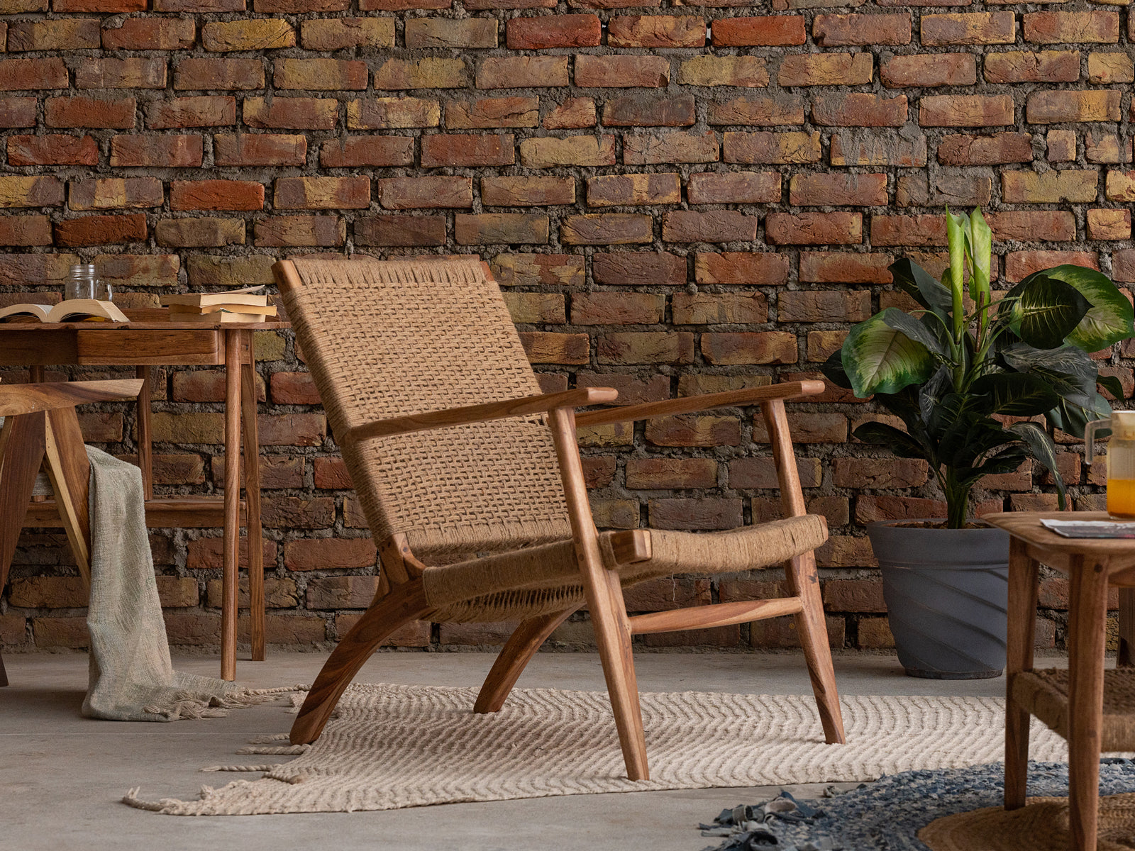 Dudi Furniture New York Modern Armchair