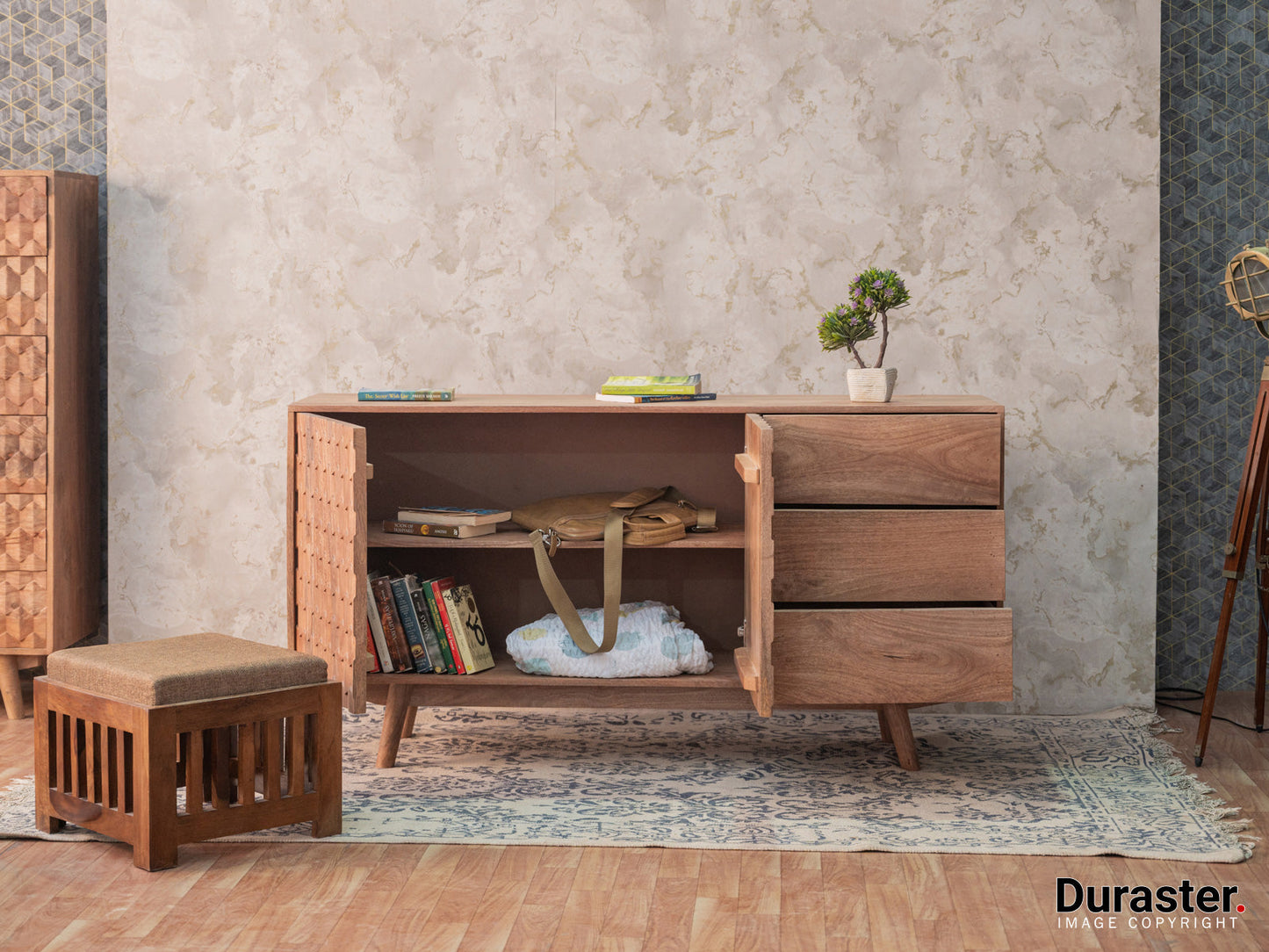 Dudi Furniture Diamond Wooden Sideboard Cabinet