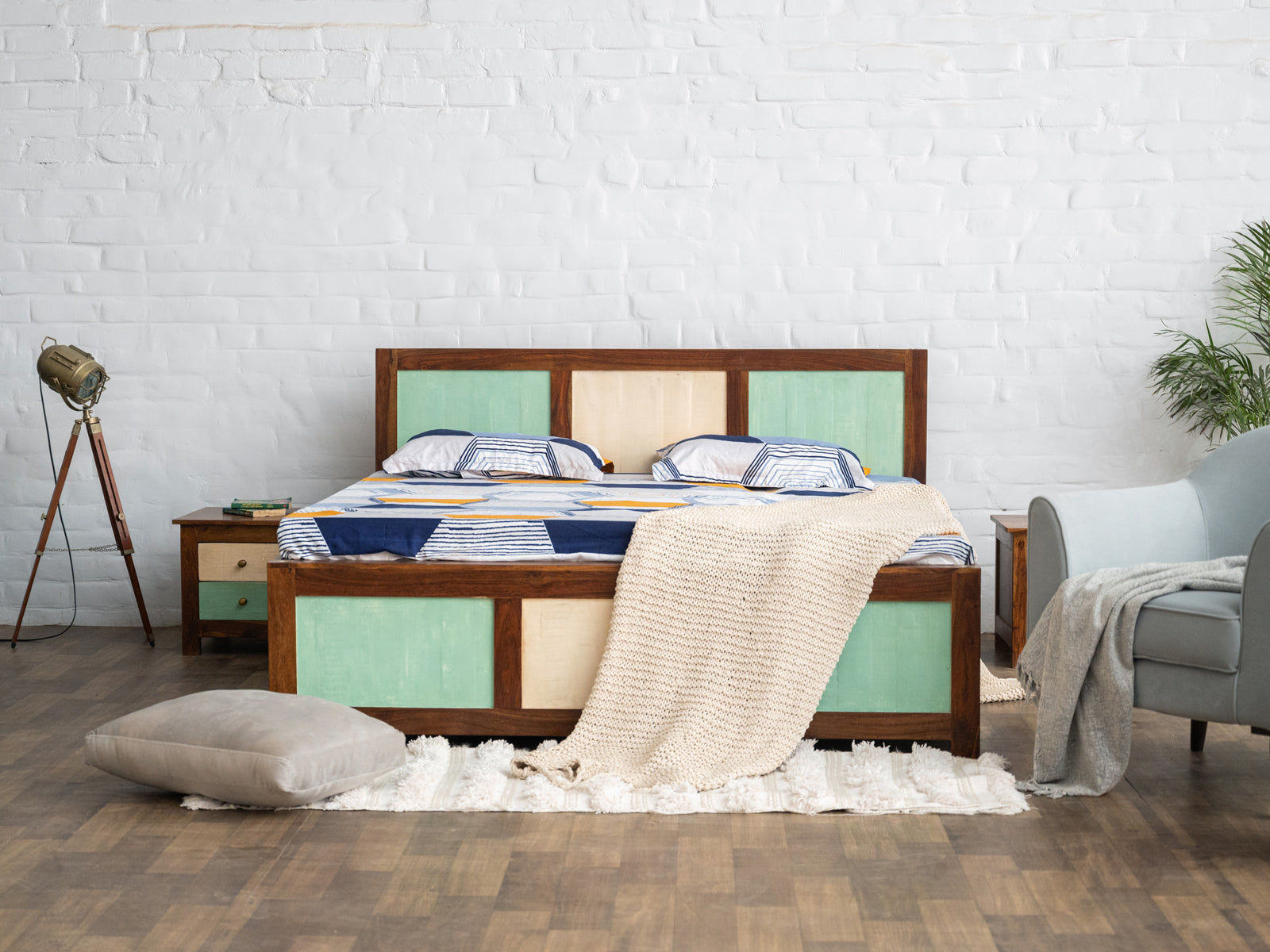 Dudi Furniture Florida Vintage Solid Wood Bed with Storage