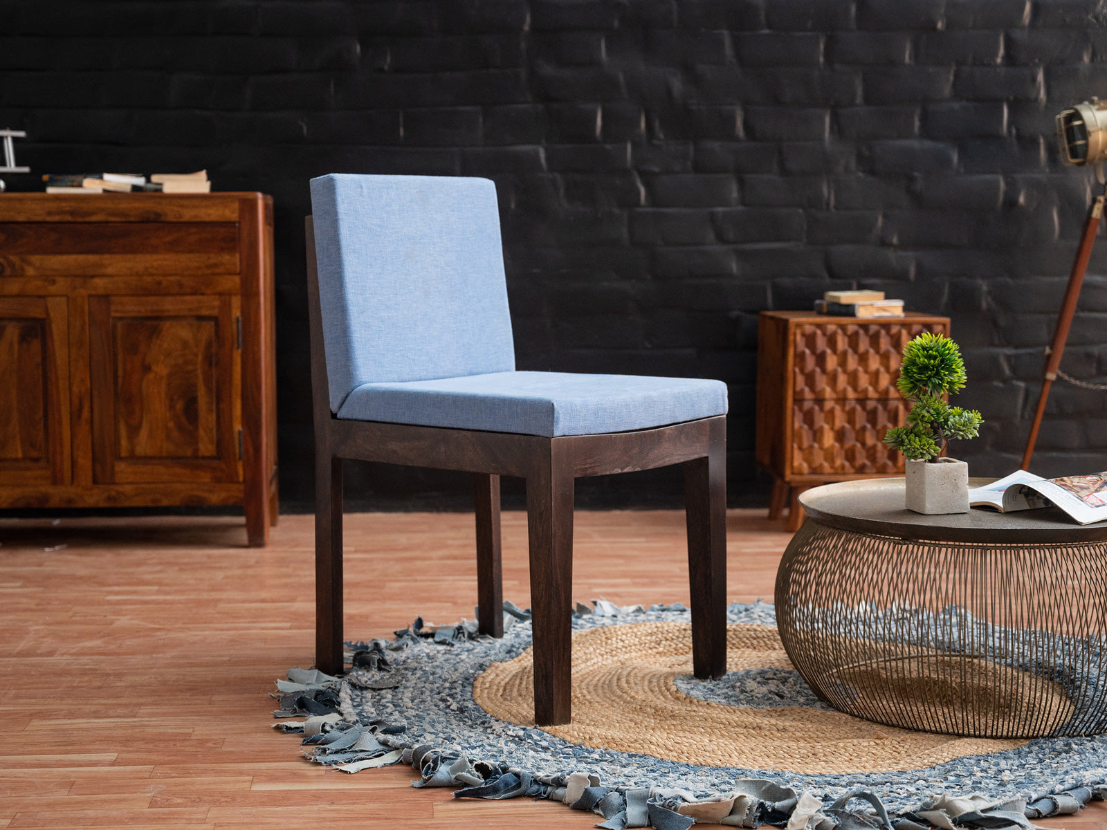 Dudi Furniture Gangaur Solid Sheesham Wood Dining Chair
