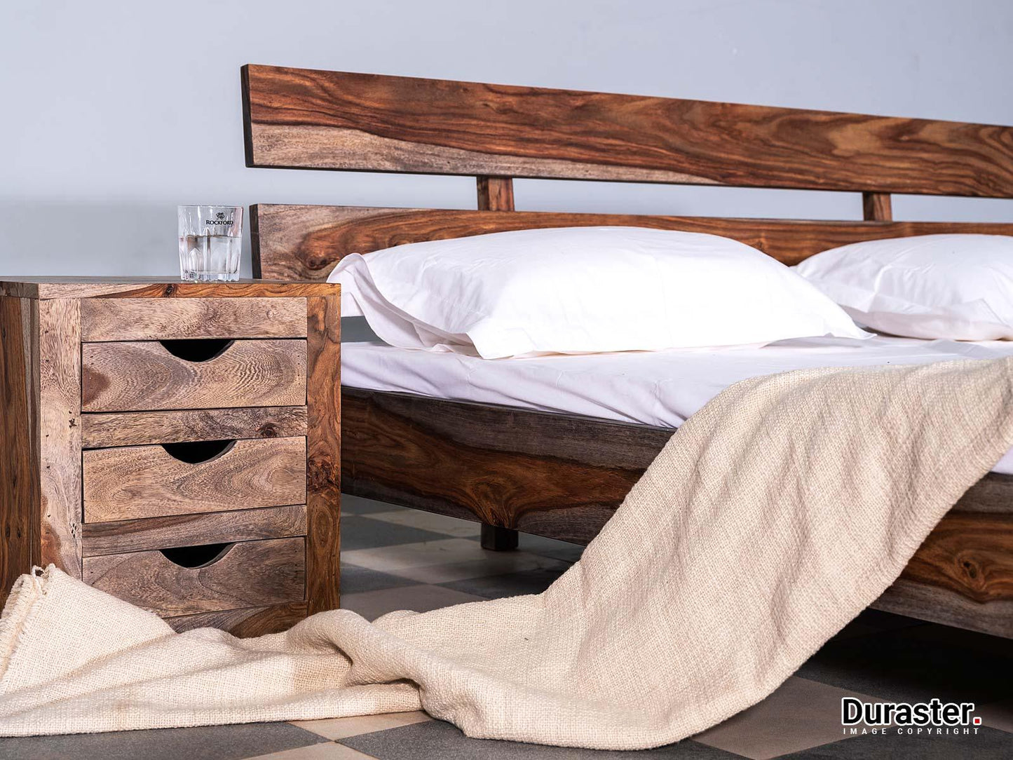 Dudi Furniture Alpaca Modern Wooden Queen Size Bed