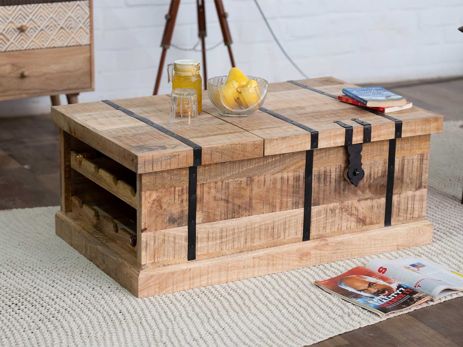 Dudi Furniture Misa Stylish Mango wood Storage Wine Trunk / Coffee