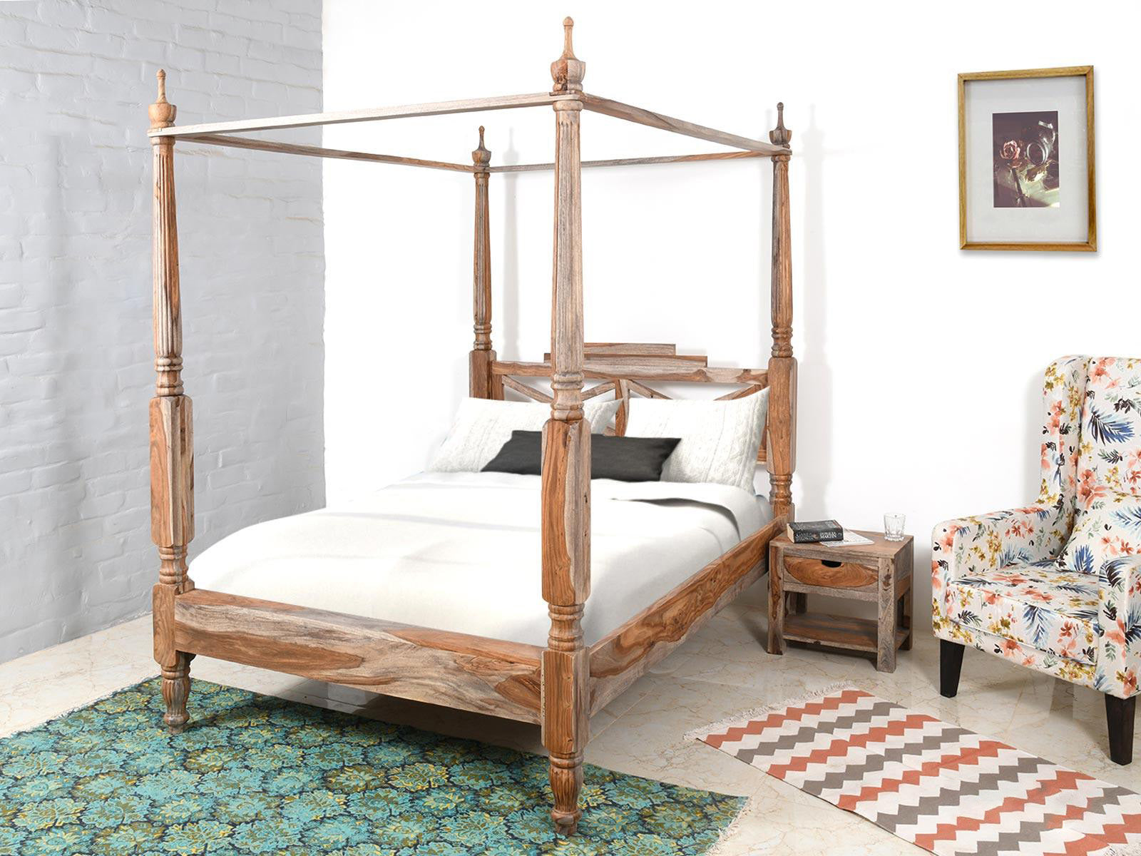 Dudi Furniture Alpaca Modern Canopy Four Poster Bed