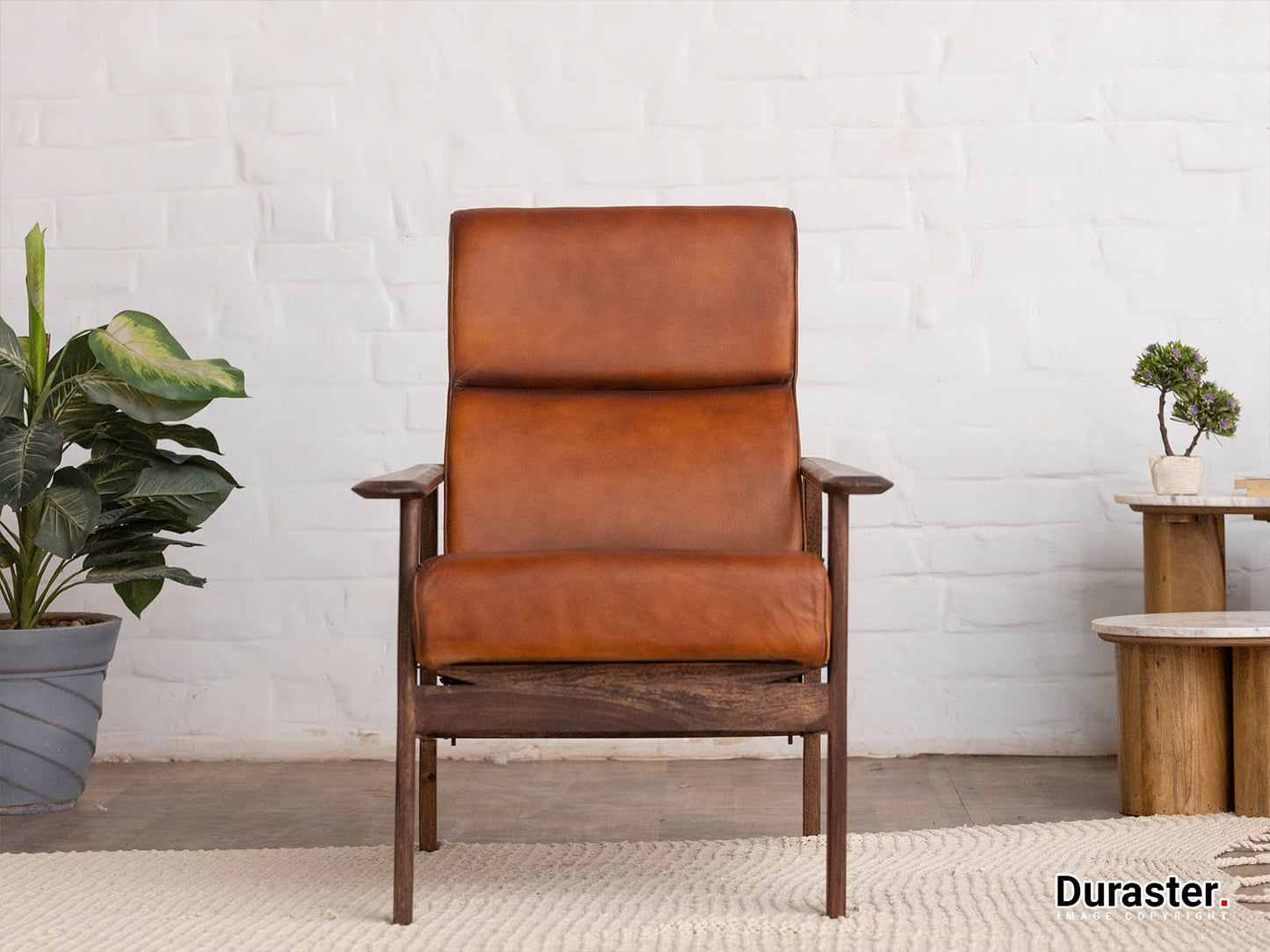 Dudi Furniture Chesterfield Traditional One Seater Sofa