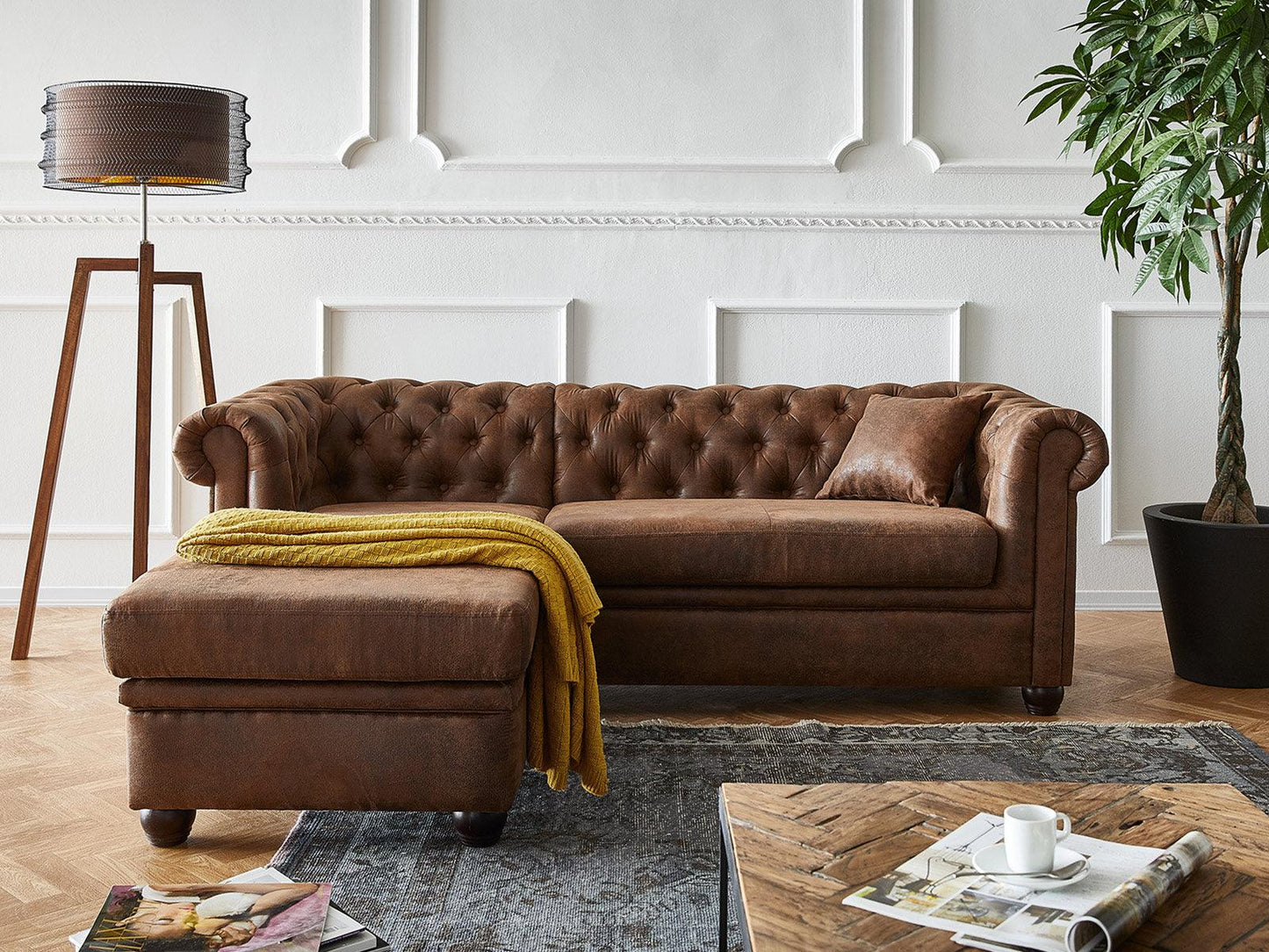 Dudi Furniture Chesterfield Vintage Brown Ottoman Left