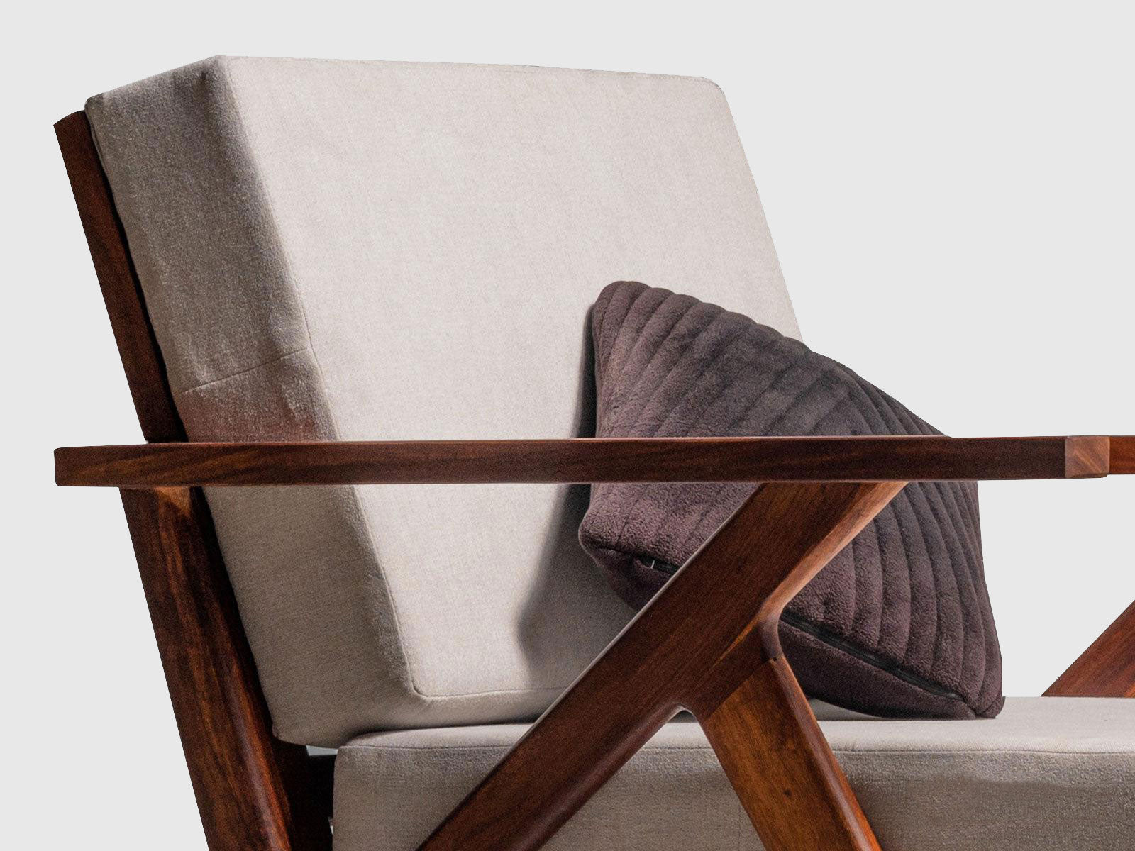 Dudi Furniture Ummed Modern Sheesham Wood Lounge Chair