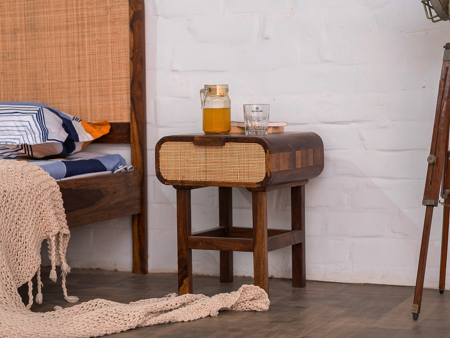 Dudi Furniture El Monte Sheesham Wood Bedside Table