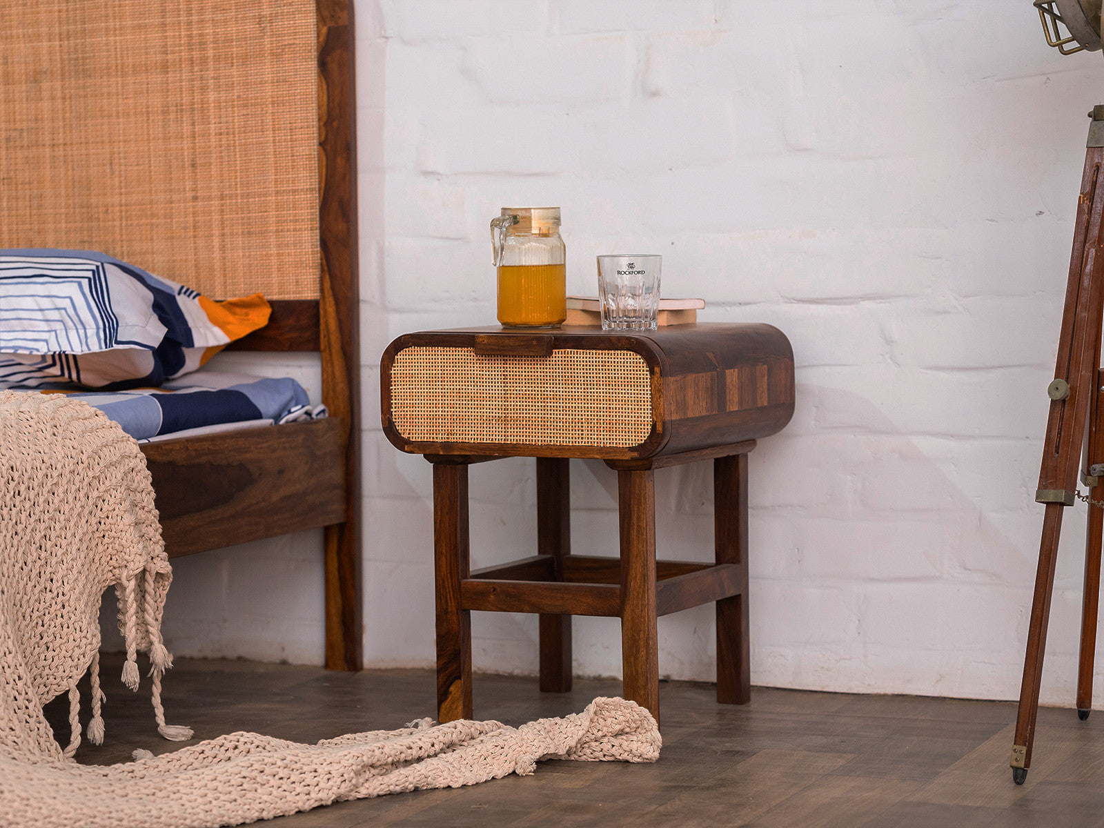 Dudi Furniture El Monte Sheesham Wood Bedside Table