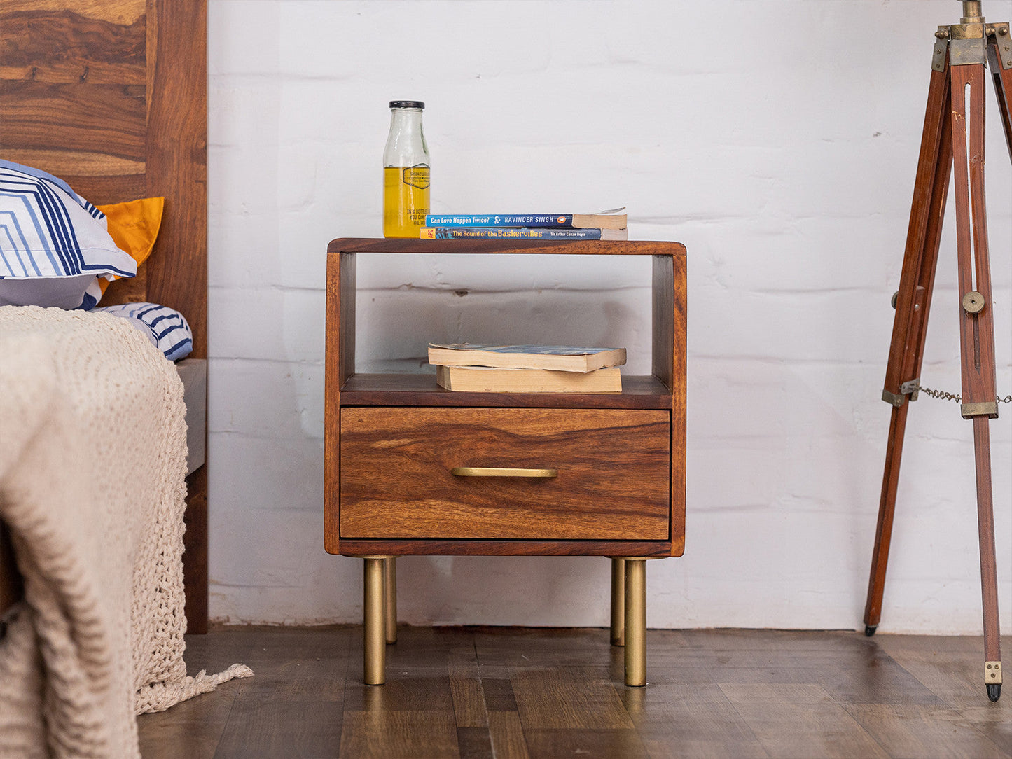 Dudi Furniture Vismit Sheesham Wood Bedside Table