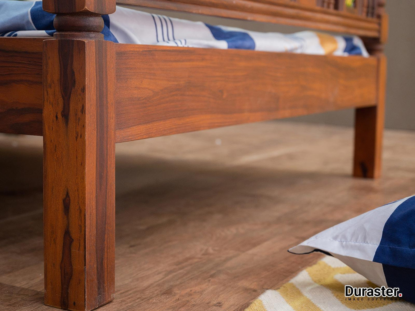 Dudi Furniture Vismit Solid Sheesham wood King Size Bed