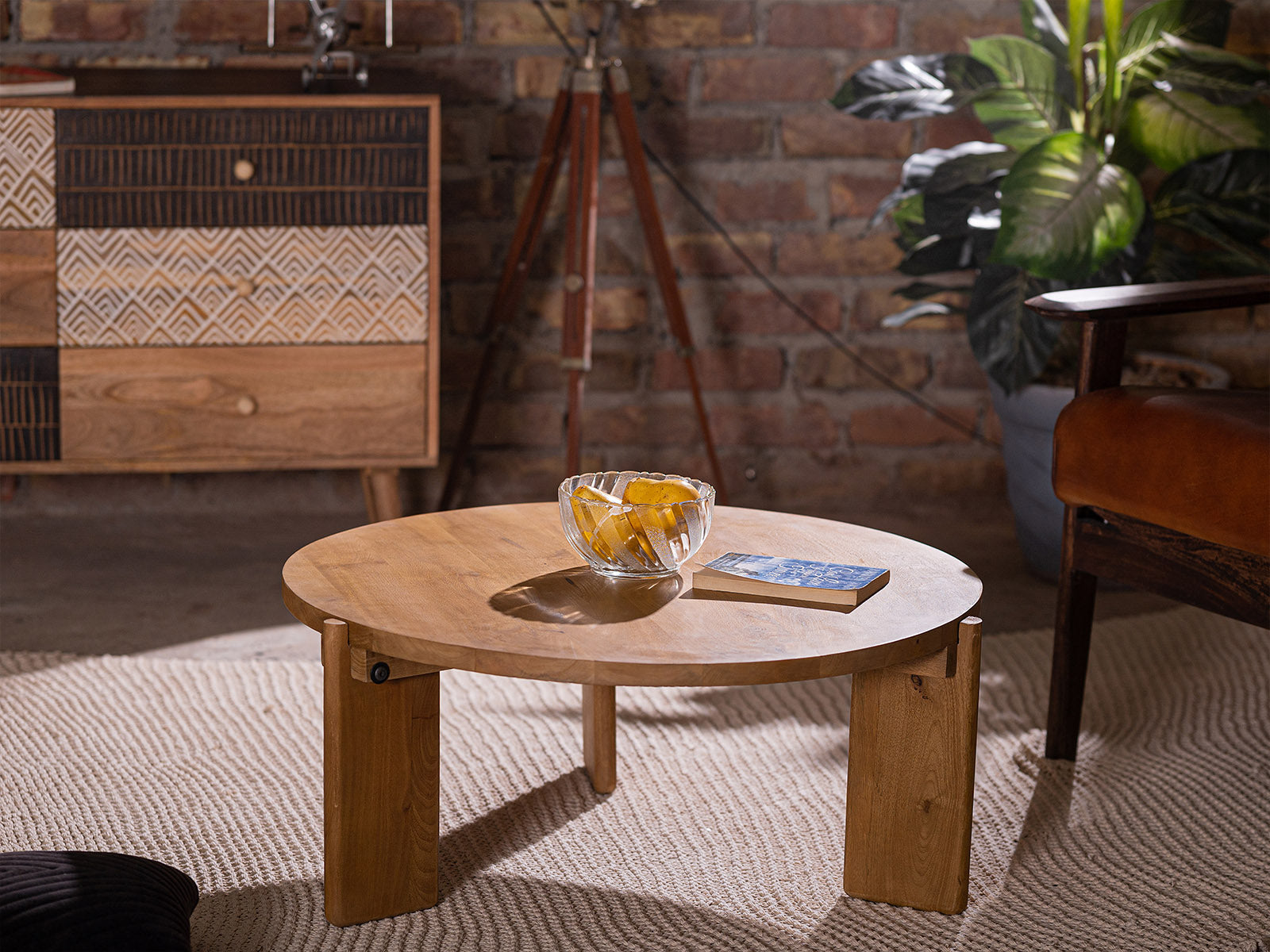 Dudi Furniture New York Wooden Round Coffee Table