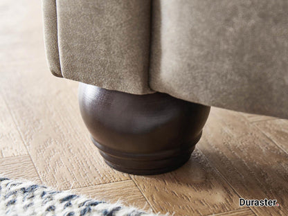 Dudi Furniture Chesterfield Traditional Three Seater Sofa